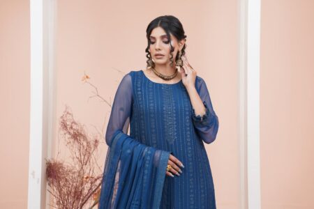 Salwar Kameez Pakistani: A Cultural Fashion Statement